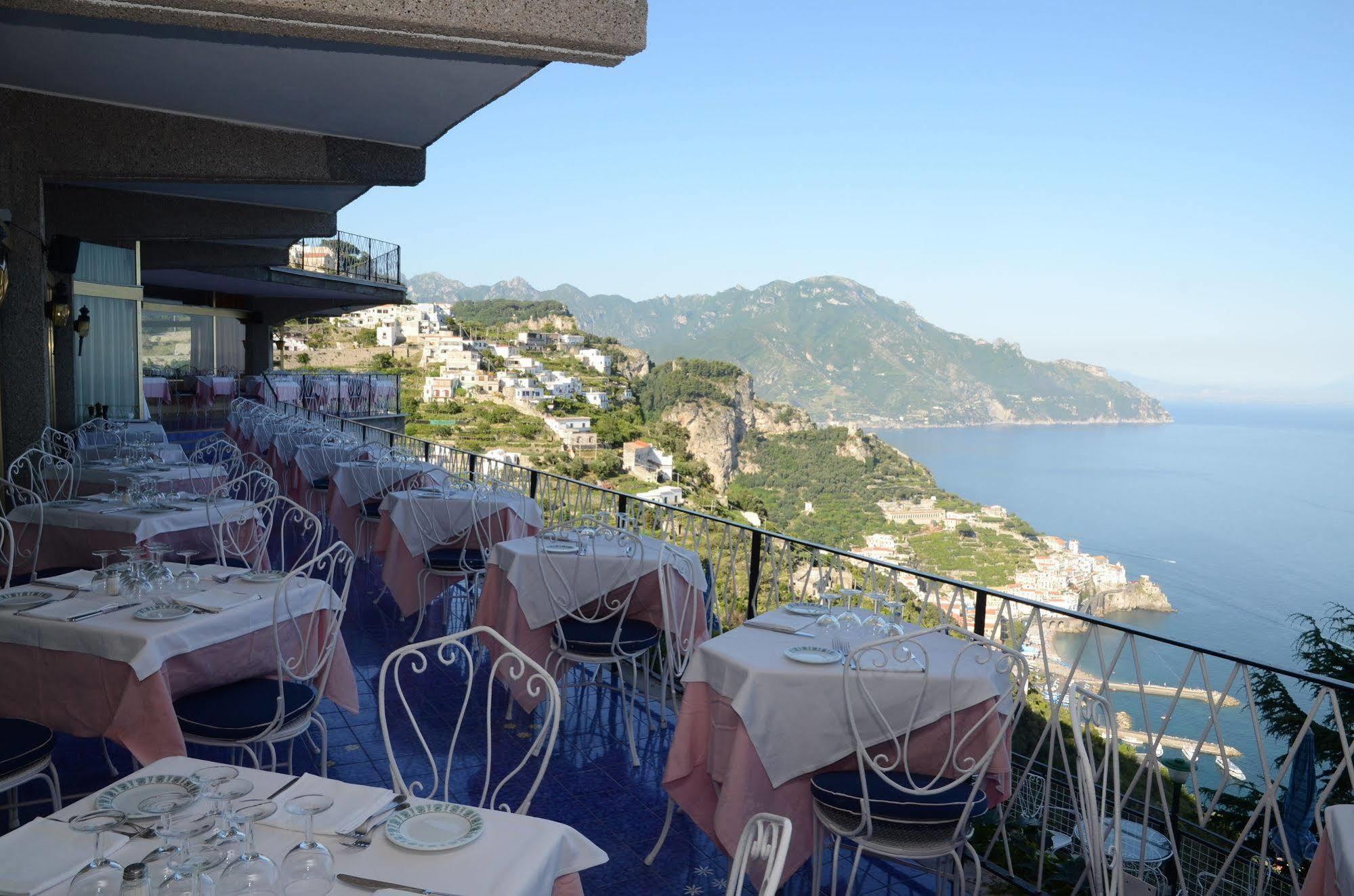 Grand Hotel Excelsior Amalfi Exterior photo